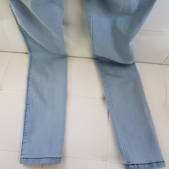 Strech Skinny Jeans - Picture 7 of 7